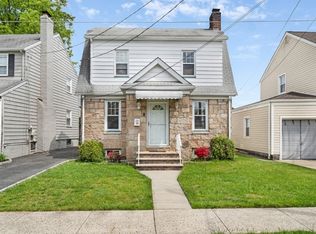 14 Ogden Rd, Belleville, NJ 07109
