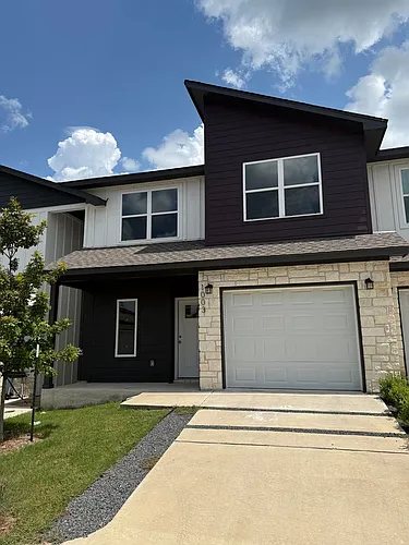 1003 Allie Way Photo 1