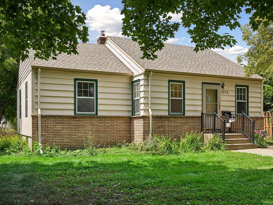 1st image of 2713 Meridian Dr
