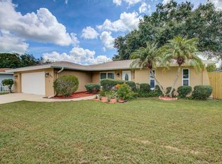 1815 Forest Dr, Oldsmar, FL 34677