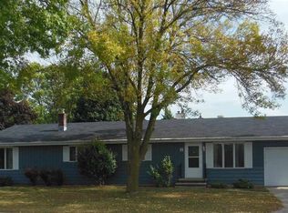 1 Continental Ct, Appleton, WI 54911