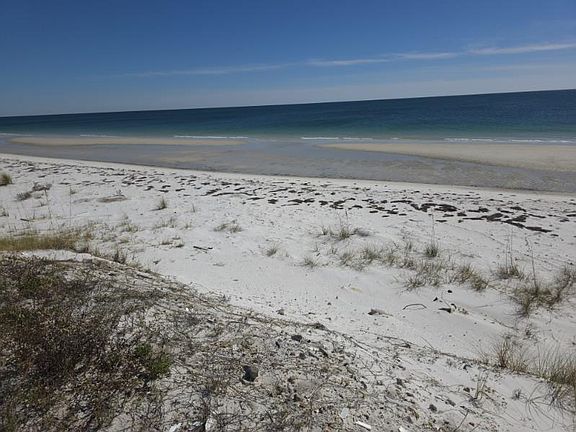 3rd image of 682 Gulf Shore Dr