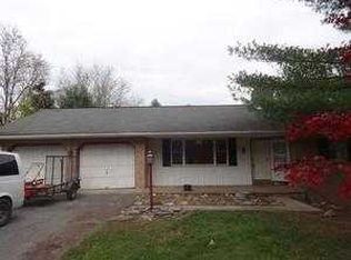 109 Cross Key Rd, Bernville, PA 19506