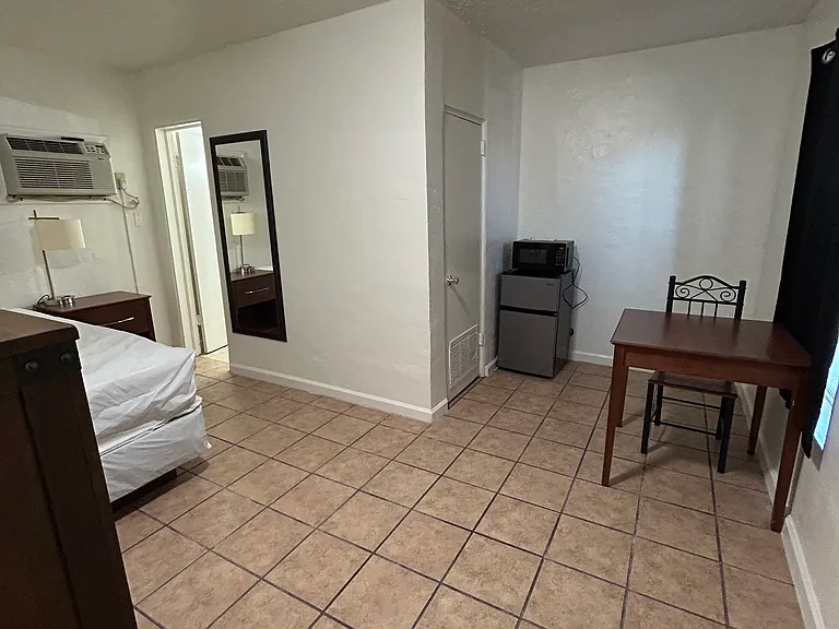 1302 N Date St #29 — Photo 2