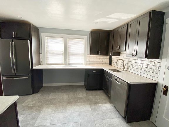 Large eat in kitchen