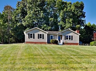 161 Rainbow Dr, Stanley, NC 28164