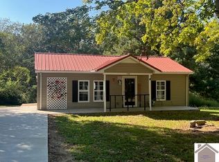 170 Cunningham Ave, Cadiz, KY 42211