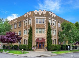 200 17th Ave E APT 302, Seattle, WA 98112