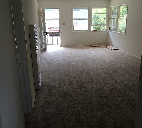 4th image of 305 Calle Miramar APT A