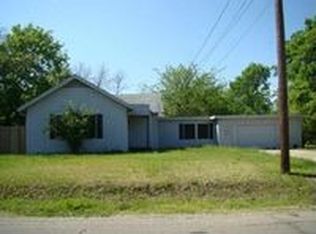 3003 Poplar St, Greenville, TX 75402