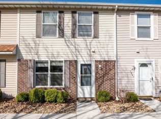 3845 W Palmyra Ct, Peoria, IL 61604