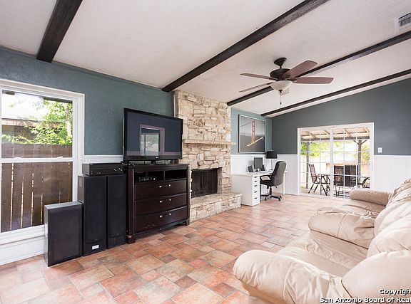 2nd image of 14226 Canary Ln