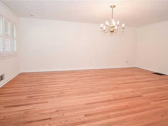 5th image of 315 Merrydale Dr