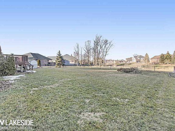 5th image of 19805 Pine Cone Dr