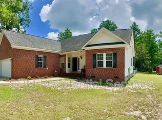 157 Dixon Rd, Holly Ridge, NC 28445