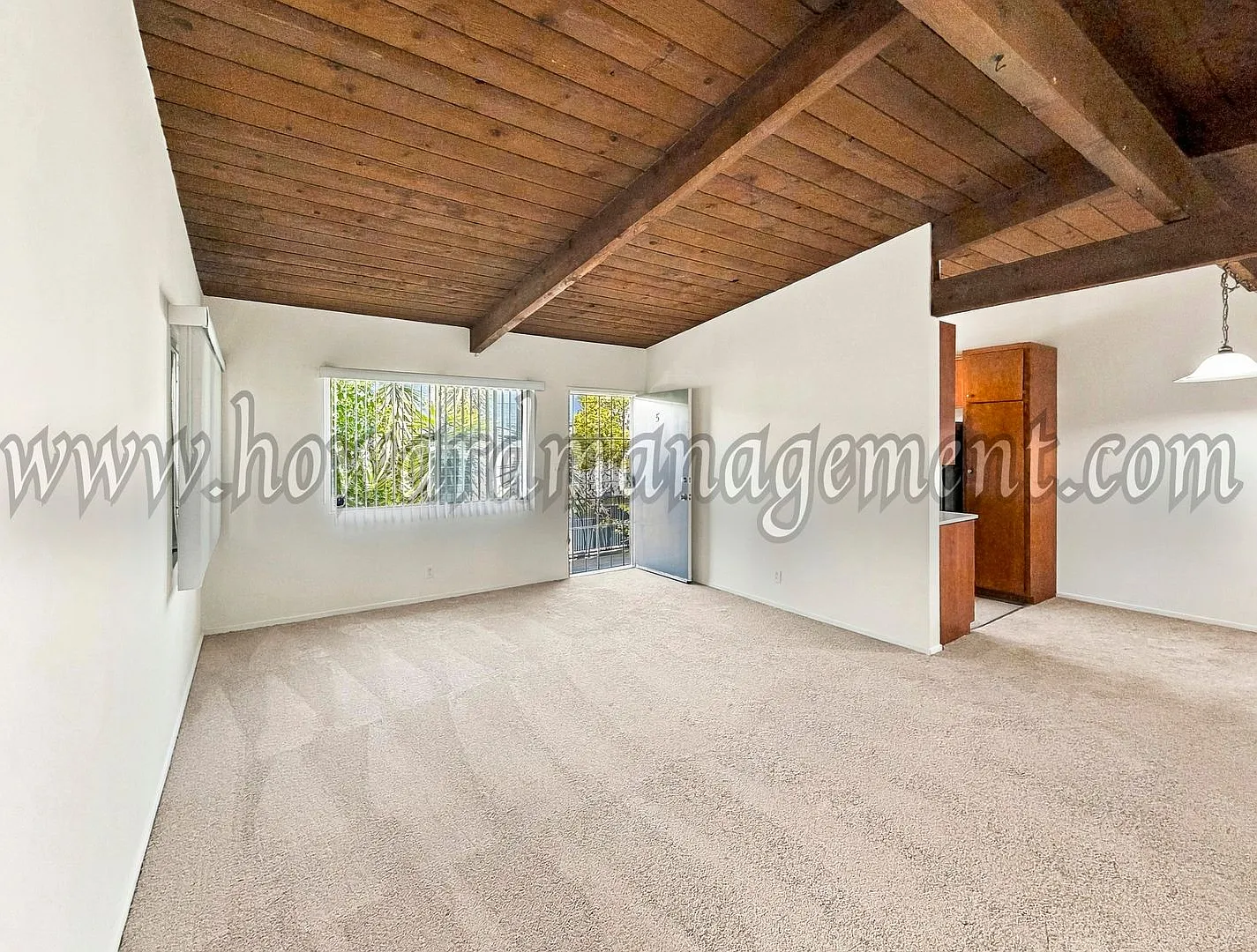 3645 Vinton — Photo 2