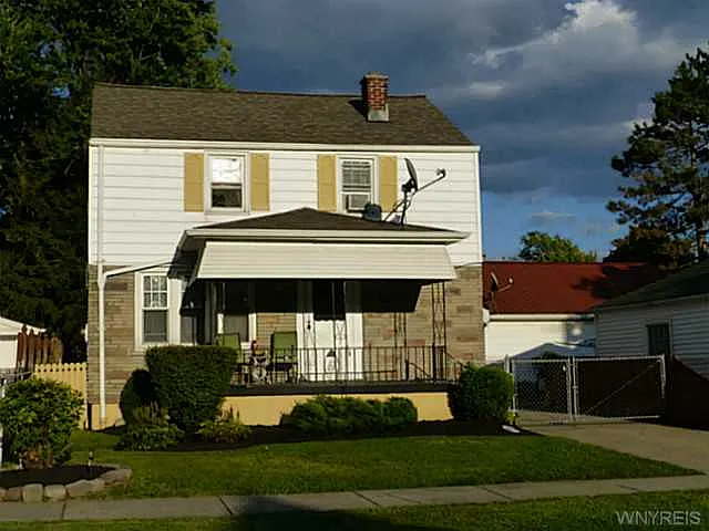 1215 87th St photo 1