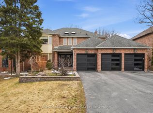 369 Kennedy St W, Aurora, ON L4G 5M5