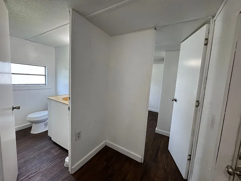 202 Irvin Ave NW #1 — Photo 10