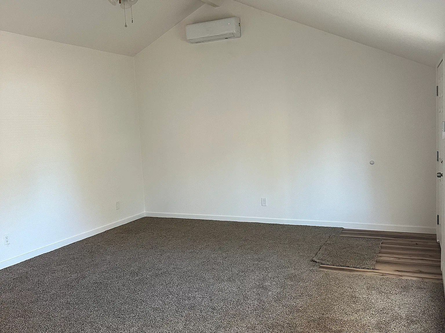 2 bed, $1,995 — Photo 4