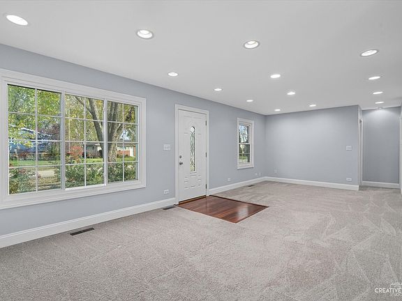 4th image of 10611 Phillip Dr