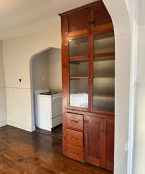 811 Saint Louis Ave #2 — Photo 2