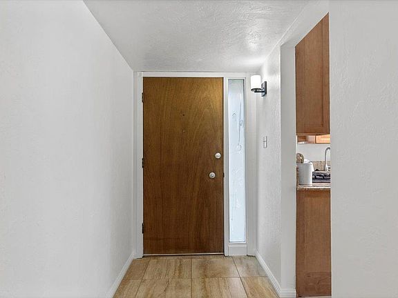 5th image of 2816 Conway Ct