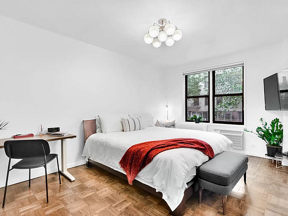4th image of 330 E 70th St #1HJ