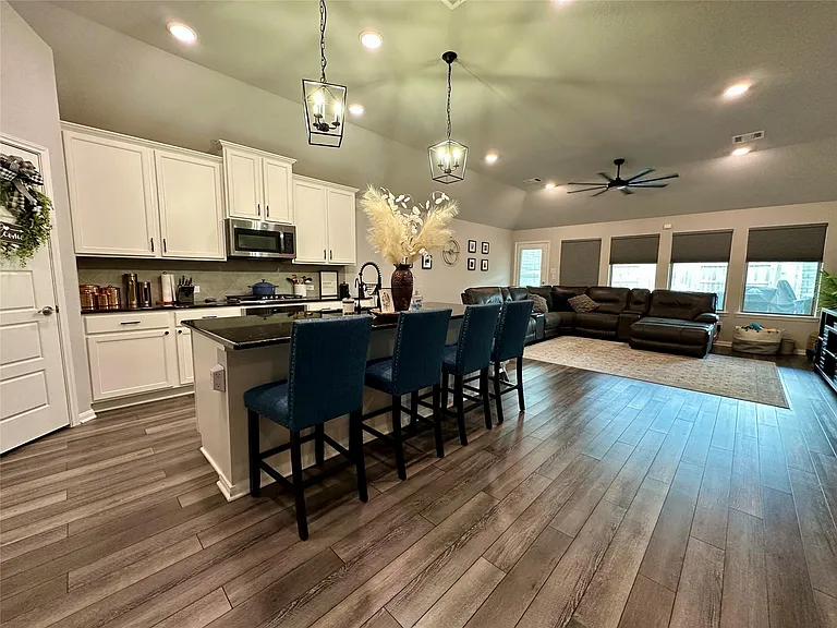 19218 Jenny Creek Ct — Photo 8