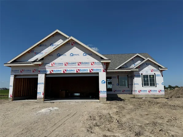 723 SW 15th St, Grimes, IA 50111