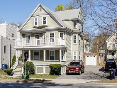 135 Fresh Pond Pkwy #2, Cambridge, MA, 02138