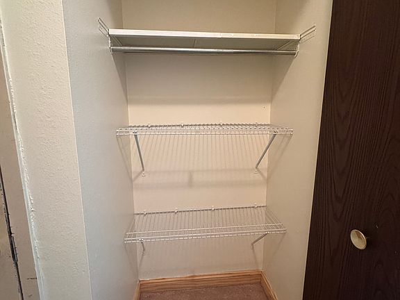 Entry-Closet