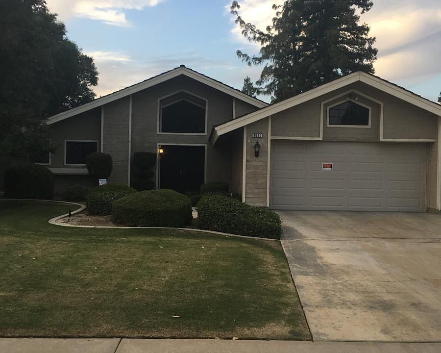 2nd image of 9616 Red Oak Ct