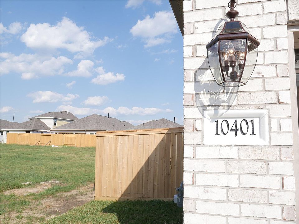 1st image of 10401 Birch Peak Dr