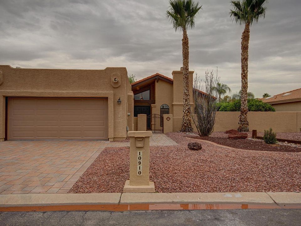 1st image of 10910 E Bellflower Dr