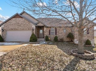 706 Silver Streak Rd, Nixa, MO 65714