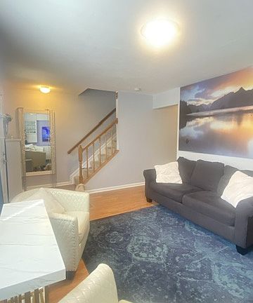 3rd image of 17 Forest Glen Ct