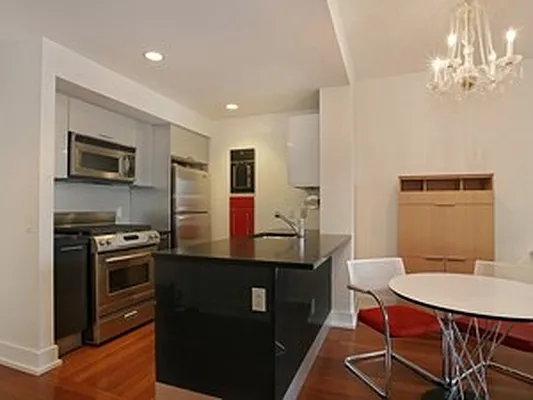 Rented by Corcoran | media 25