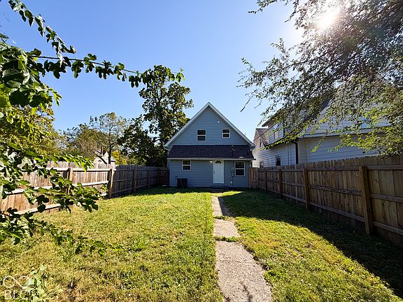 5th image of 1058 W 29th St