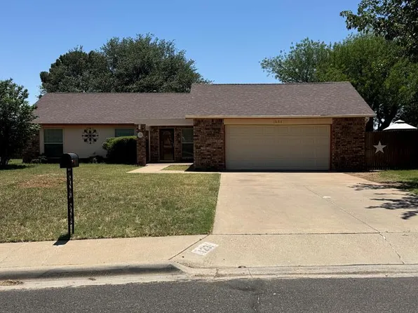 1231 Roanoke Dr, Odessa, TX 79761