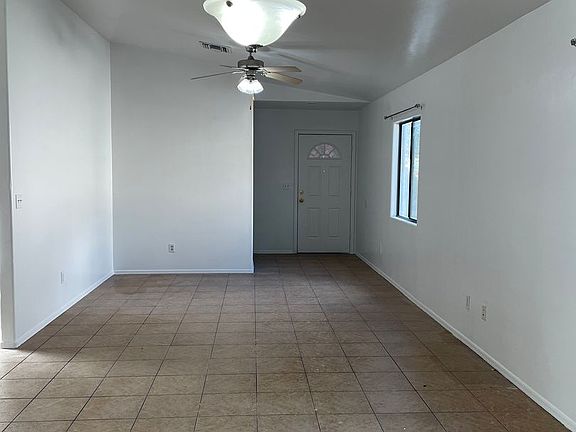 5th image of 2232 E Sunland Vis