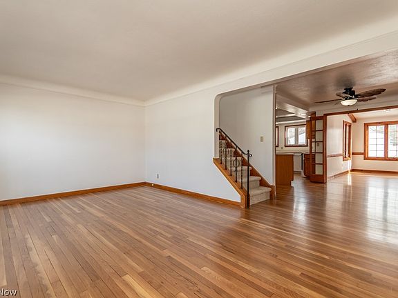 5th image of 1677 Hawthorne Dr