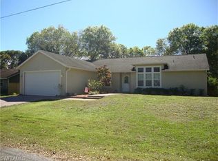 475 4th Ave, Labelle, FL 33935