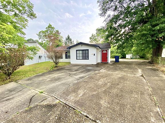 4th image of 112-116 Carver Pl