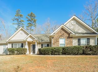 130 Hidden Brook Trl, Newnan, GA 30265