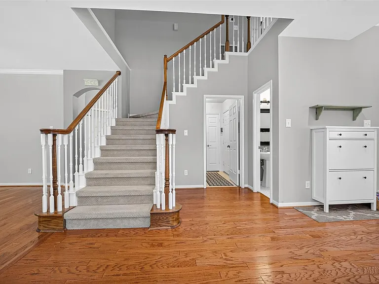 4414 Ringrose Dr — Photo 7