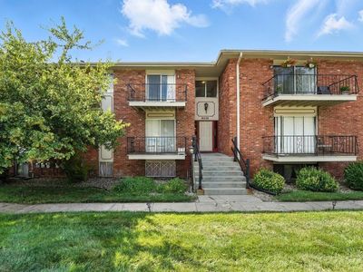 8215 Santa Fe Dr APT 8, Overland Park, KS, 66204