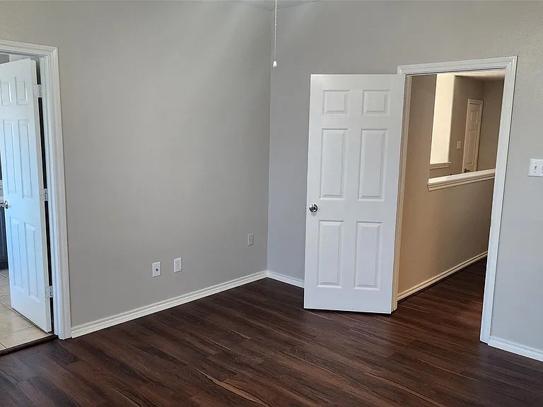 11428 Hackmatack Way — Photo 31