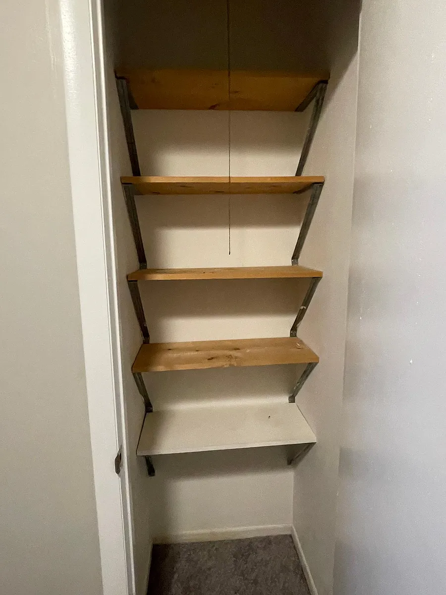 pantry - 3865 Oldtown Rd
