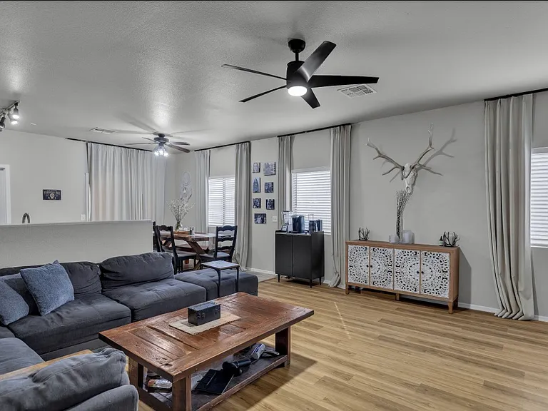 30675 N Bareback Trl — Photo 4